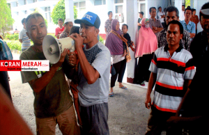 pedagang pasar renteng praya